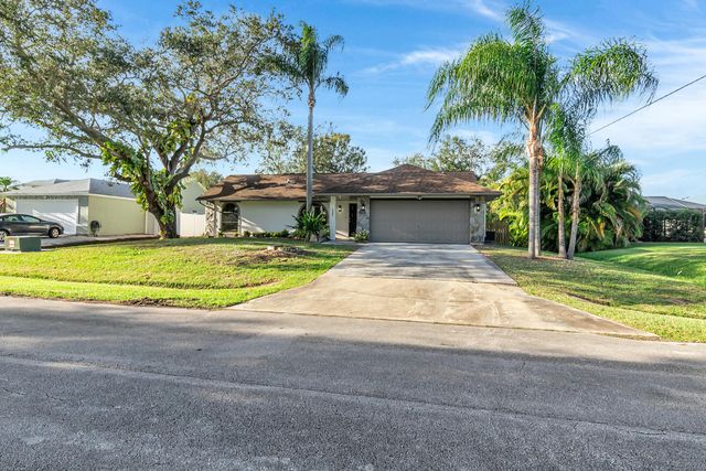 509 Breakwater Terrace, Sebastian, FL 32958