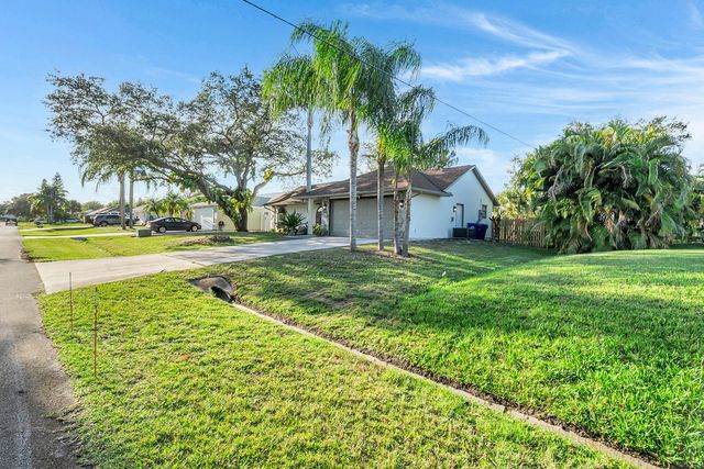 509 Breakwater Terrace, Sebastian, FL 32958