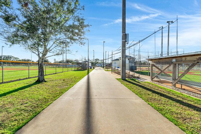 509 Breakwater Terrace, Sebastian, FL 32958