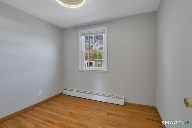 7 Mohawk Drive, Farmington, CT 06085
