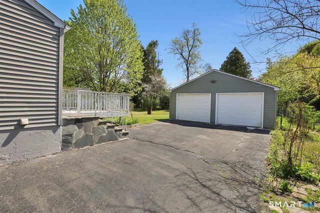 7 Mohawk Drive, Farmington, CT 06085