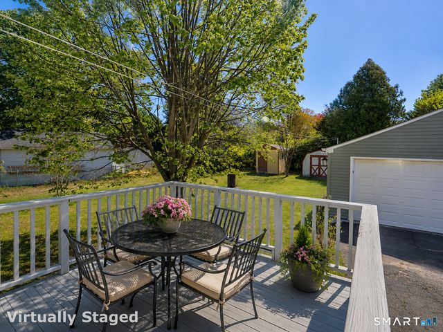 7 Mohawk Drive, Farmington, CT 06085