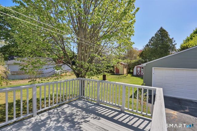 7 Mohawk Drive, Farmington, CT 06085