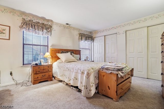 809 Woodbridge Commons Way, Woodbridge Twp., NJ 08830