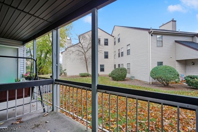 809 Woodbridge Commons Way, Woodbridge Twp., NJ 08830