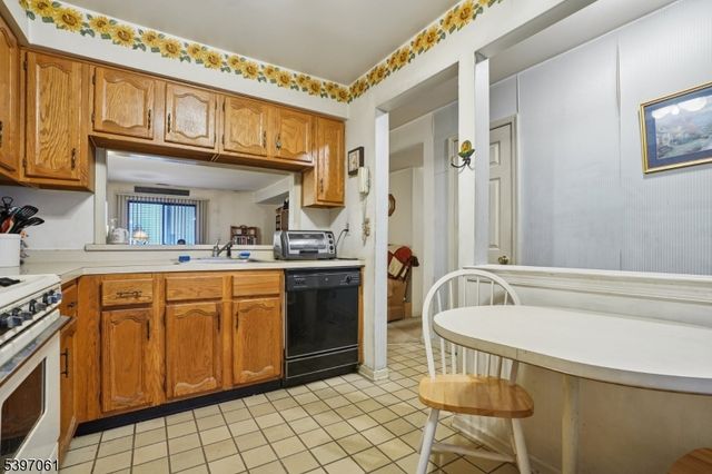 809 Woodbridge Commons Way, Woodbridge Twp., NJ 08830