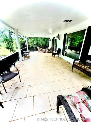 13 Wildflower Road, Eufaula, OK 74432