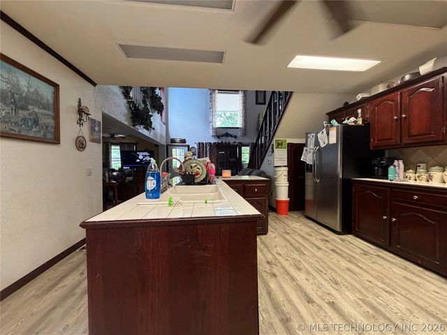 13 Wildflower Road, Eufaula, OK 74432