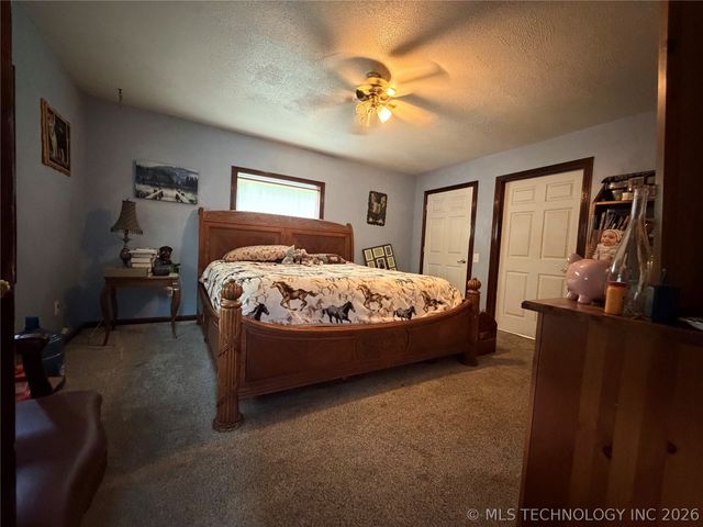 13 Wildflower Road, Eufaula, OK 74432