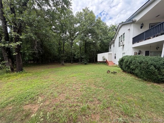 13 Wildflower Road, Eufaula, OK 74432