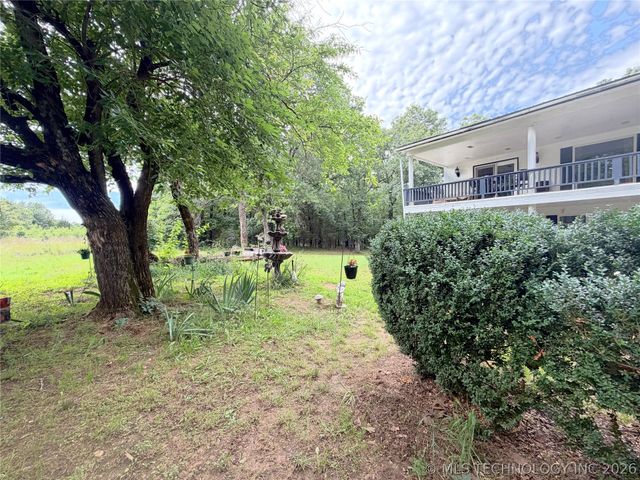 13 Wildflower Road, Eufaula, OK 74432