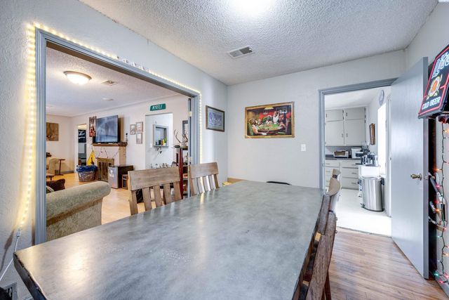 1215 NE Myrtle St, Pullman, WA 99163