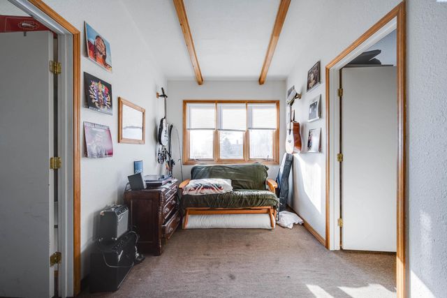 1215 NE Myrtle St, Pullman, WA 99163