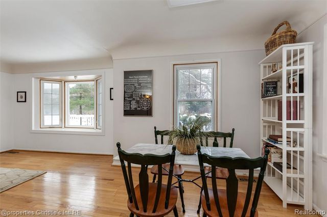 23245 Hunters Lane, Southfield, MI 48033