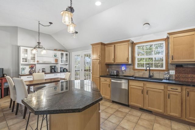 5436 S Michigan Avenue, Springfield, MO 65810