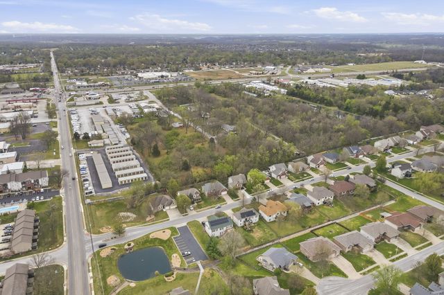 5436 S Michigan Avenue, Springfield, MO 65810