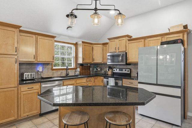 5436 S Michigan Avenue, Springfield, MO 65810