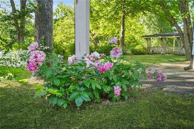 5422 Hill Road SW, Powder Springs, GA 30127
