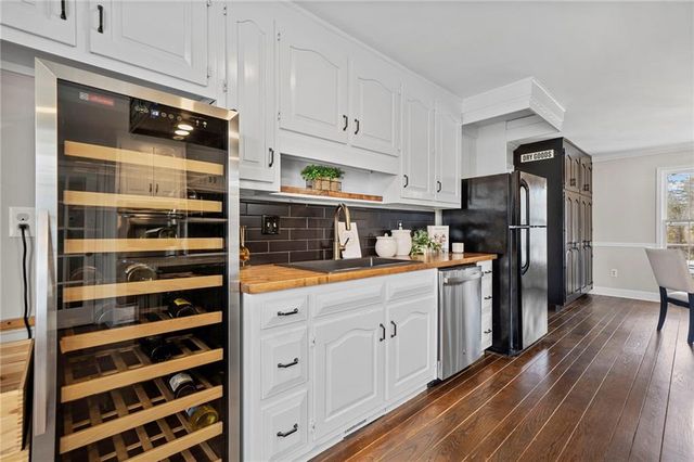 5422 Hill Road SW, Powder Springs, GA 30127