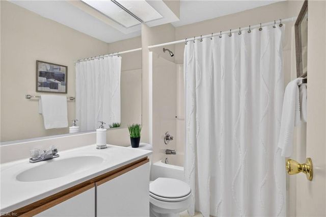3816 Holston River Reach Apt A, Portsmouth, VA 23703