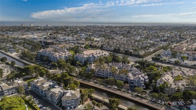 20331 Bluffside 321, Huntington Beach, CA 92646
