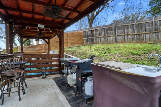 1812 Haley Circle, Carrollton, TX 75006