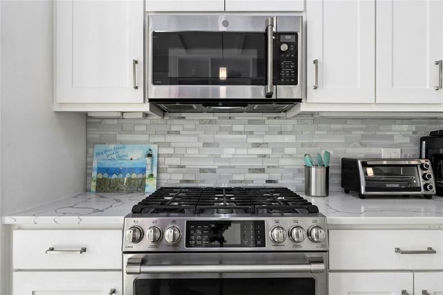 102 Agave, Port Aransas, TX 78373