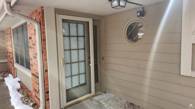 1109 Country Club Lane, Junction City, KS 66441