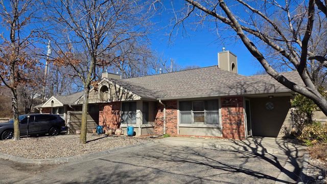 1109 Country Club Lane, Junction City, KS 66441