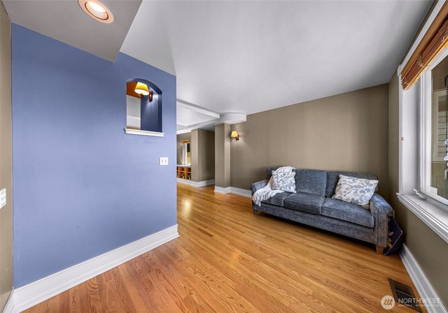 5836 Chuckanut Drive, Bow, WA 98232