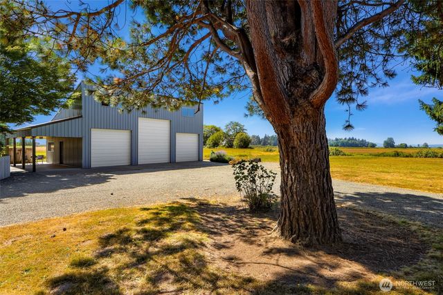 5836 Chuckanut Drive, Bow, WA 98232
