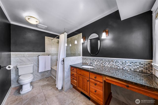 5836 Chuckanut Drive, Bow, WA 98232