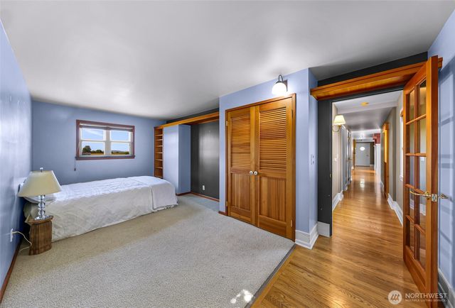 5836 Chuckanut Drive, Bow, WA 98232