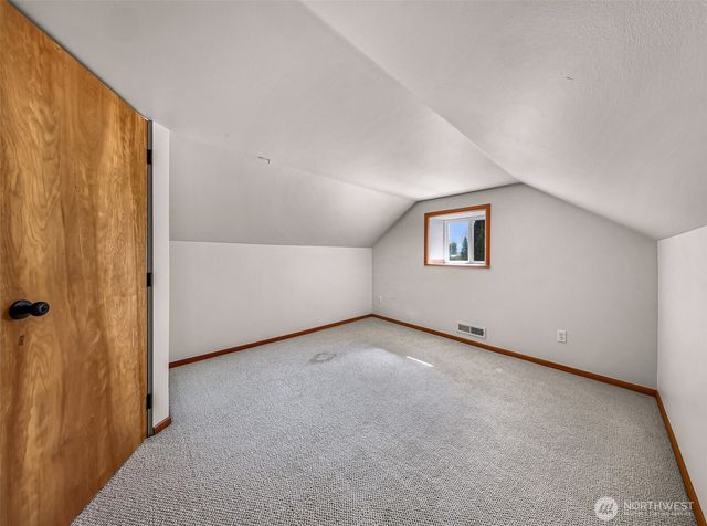 5836 Chuckanut Drive, Bow, WA 98232