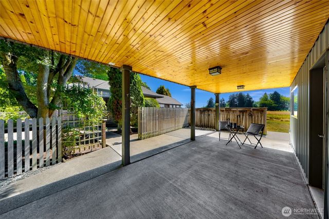 5836 Chuckanut Drive, Bow, WA 98232