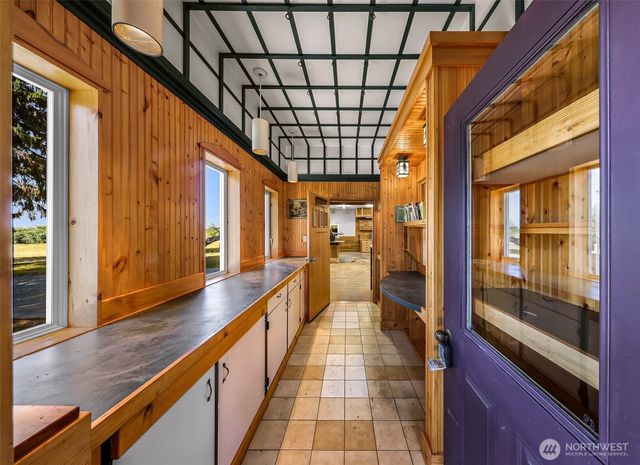 5836 Chuckanut Drive, Bow, WA 98232