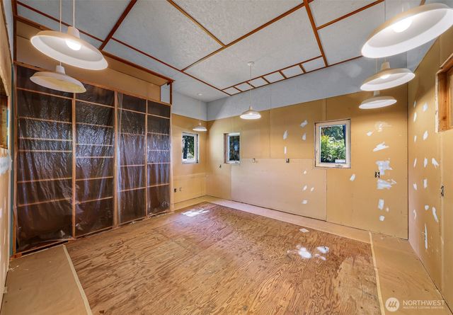 5836 Chuckanut Drive, Bow, WA 98232