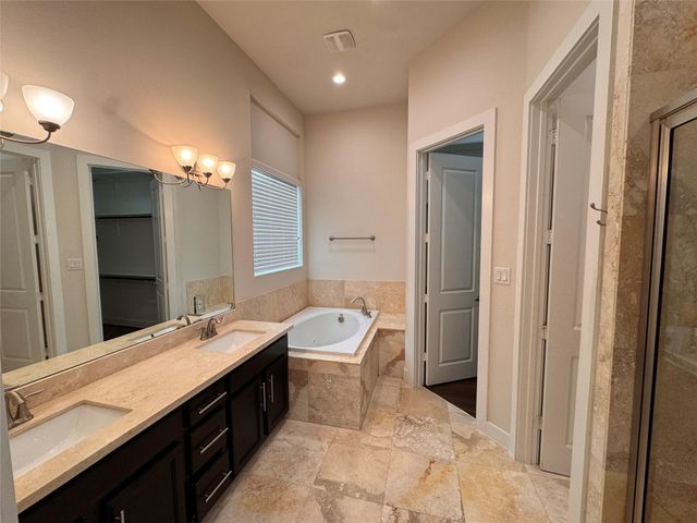 54 N Hutcheson Street, Houston, TX 77003