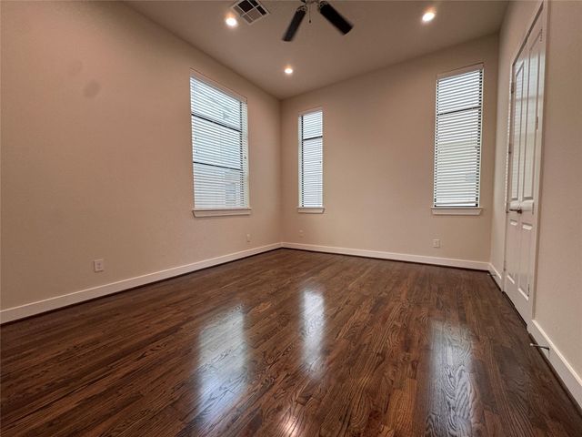 54 N Hutcheson Street, Houston, TX 77003