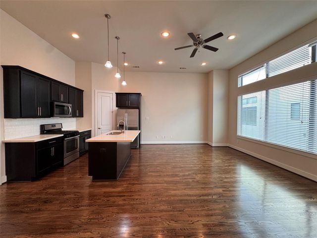 54 N Hutcheson Street, Houston, TX 77003