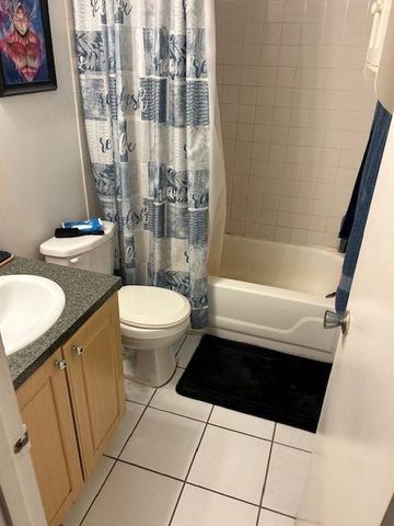 405 S Pine Island Road 412D, Plantation, FL 33324