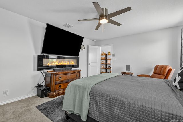 4003 FORT PALMER BLVD, St Hedwig, TX 78152