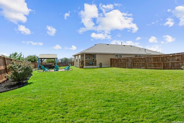 4003 FORT PALMER BLVD, St Hedwig, TX 78152