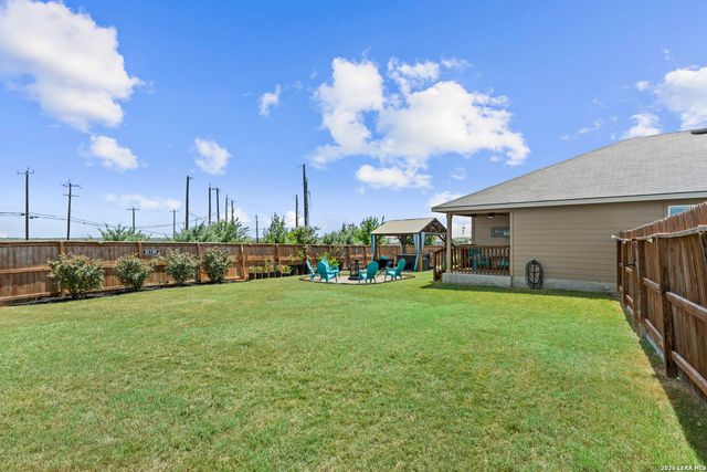 4003 FORT PALMER BLVD, St Hedwig, TX 78152