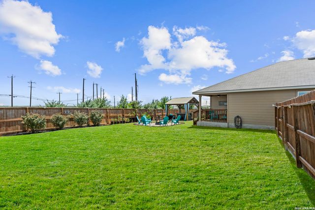 4003 FORT PALMER BLVD, St Hedwig, TX 78152