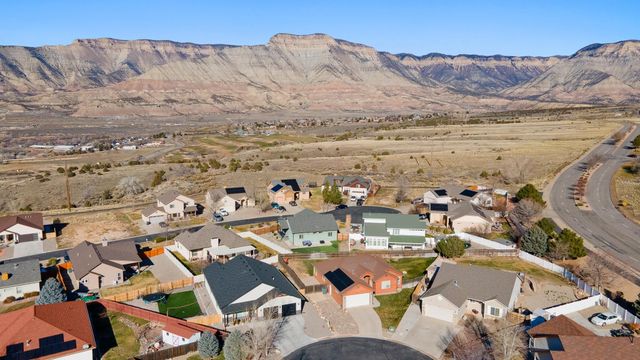 42 Eagle Court, Parachute, CO 81635