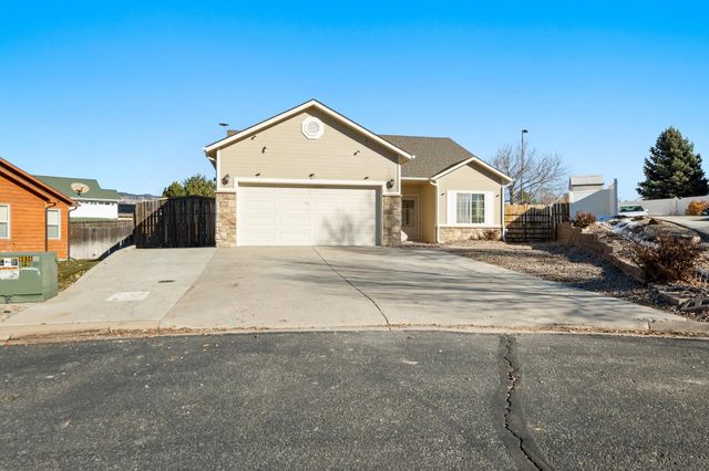 42 Eagle Court, Parachute, CO 81635