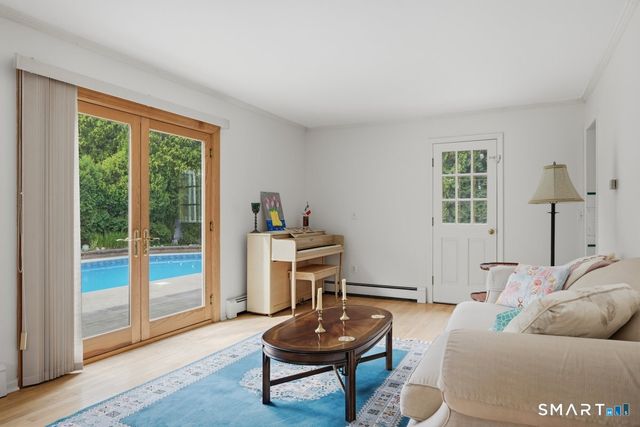 7 Goundry Drive, Waterford, CT 06385