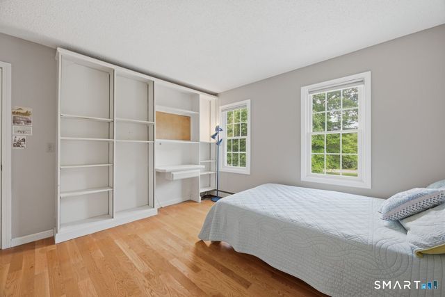 7 Goundry Drive, Waterford, CT 06385