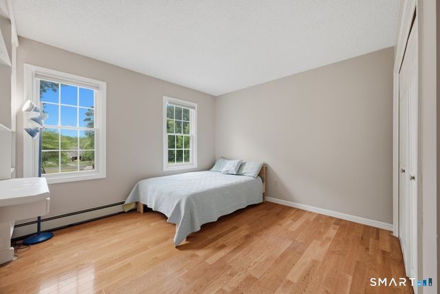 7 Goundry Drive, Waterford, CT 06385